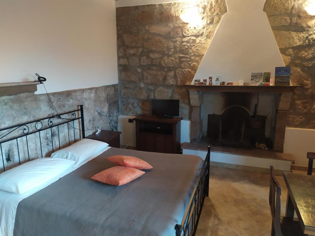 Mozzafiato Pitigliano Lejlighed Eksteriør billede